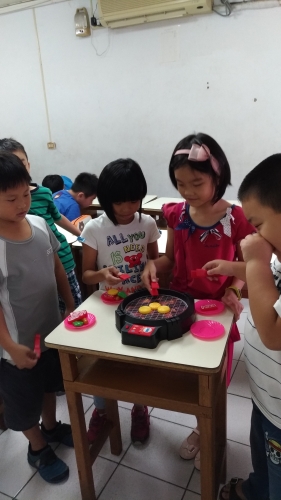 克林頓中秋節大家烤肉趣??